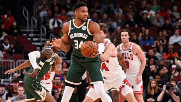 Giannis Antetokounmpo passa dai Bucks agli Heat: Miami vince il braccio di ferro con Boston